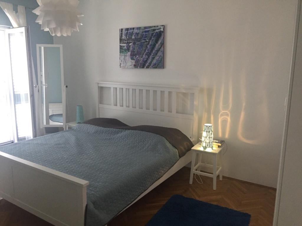 Rube Apartment *